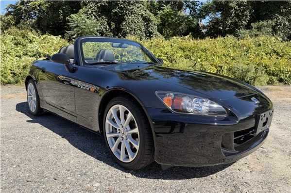 Black 2007 Honda S2000 convertible, featured vehicle in this listing