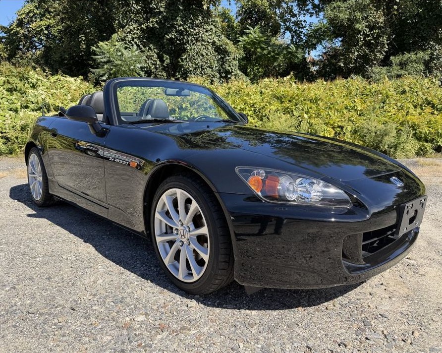 Black 2007 Honda S2000 convertible